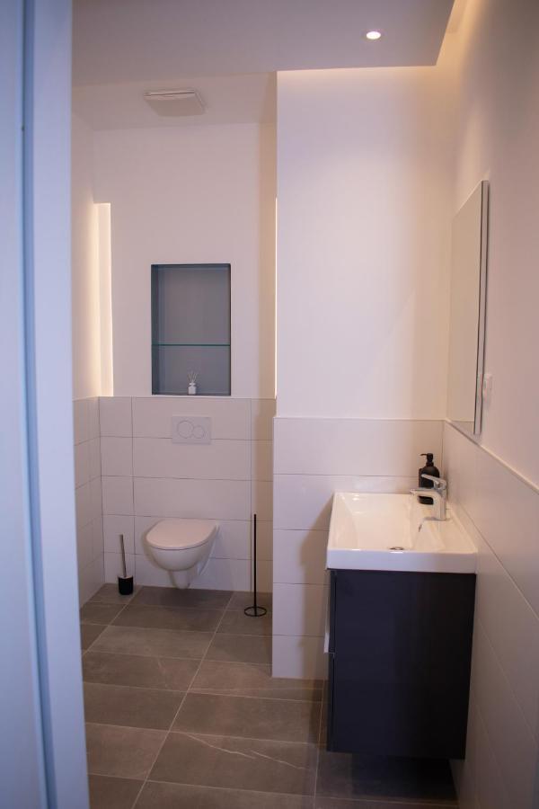 Apartament Luxury Cozy 2 Bdr Downtown Apt.5 *